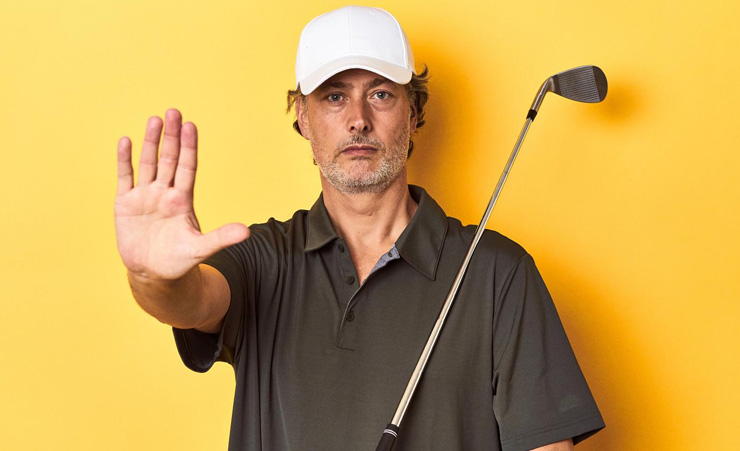 Golf Gifts To Avoid Unhappy Man