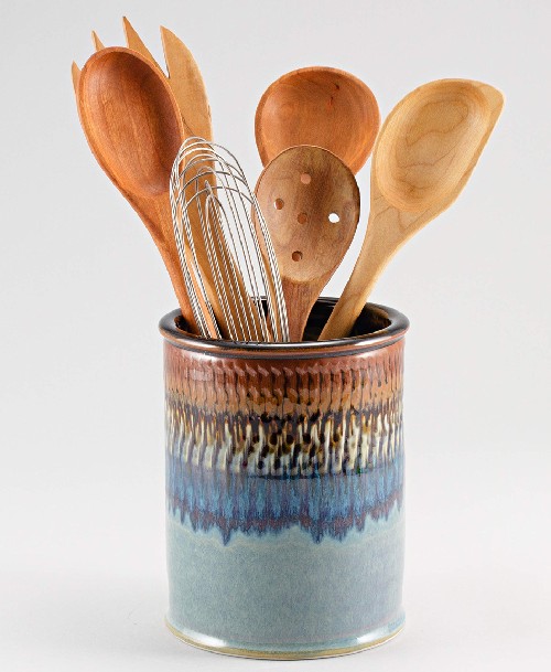 Pottery Utensile Holder