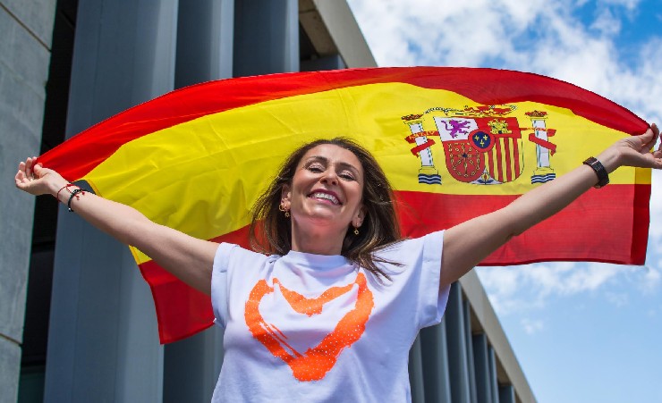 Spanish Woman With Flag
