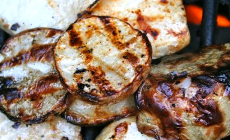 grilled turnips silced