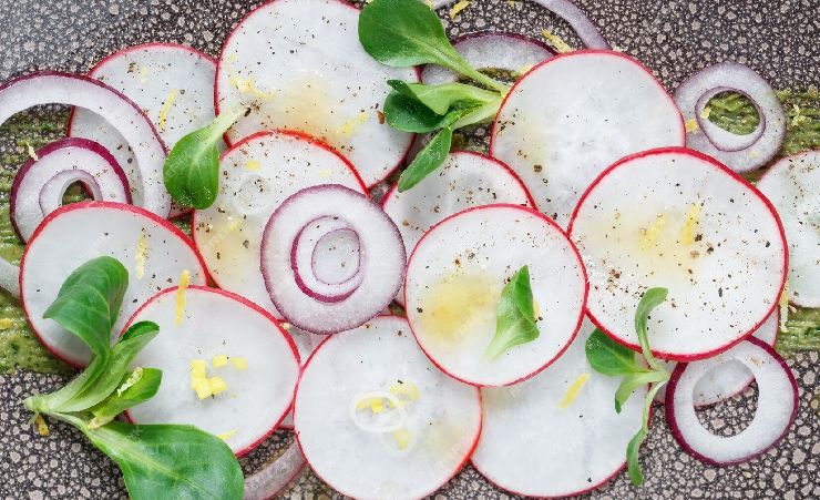 mixed daikon radish and seasoned