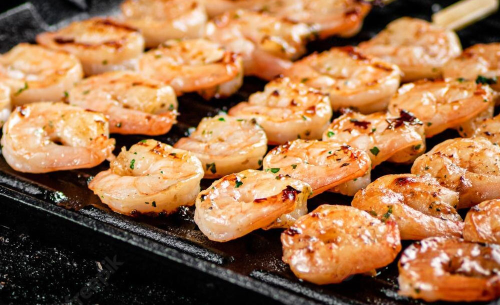 Bbq Grilled Prawns On Plate